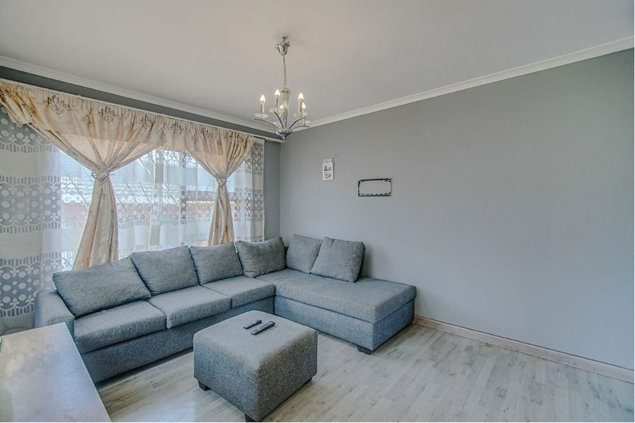 To Let 3 Bedroom Property for Rent in Kwamagxaki Eastern Cape